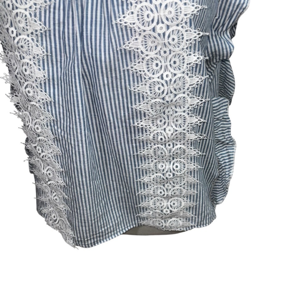 Chicwish Women's M Medium Crochet Reverie Sleeveless Top Lace Trim Striped - Picture 5 of 8